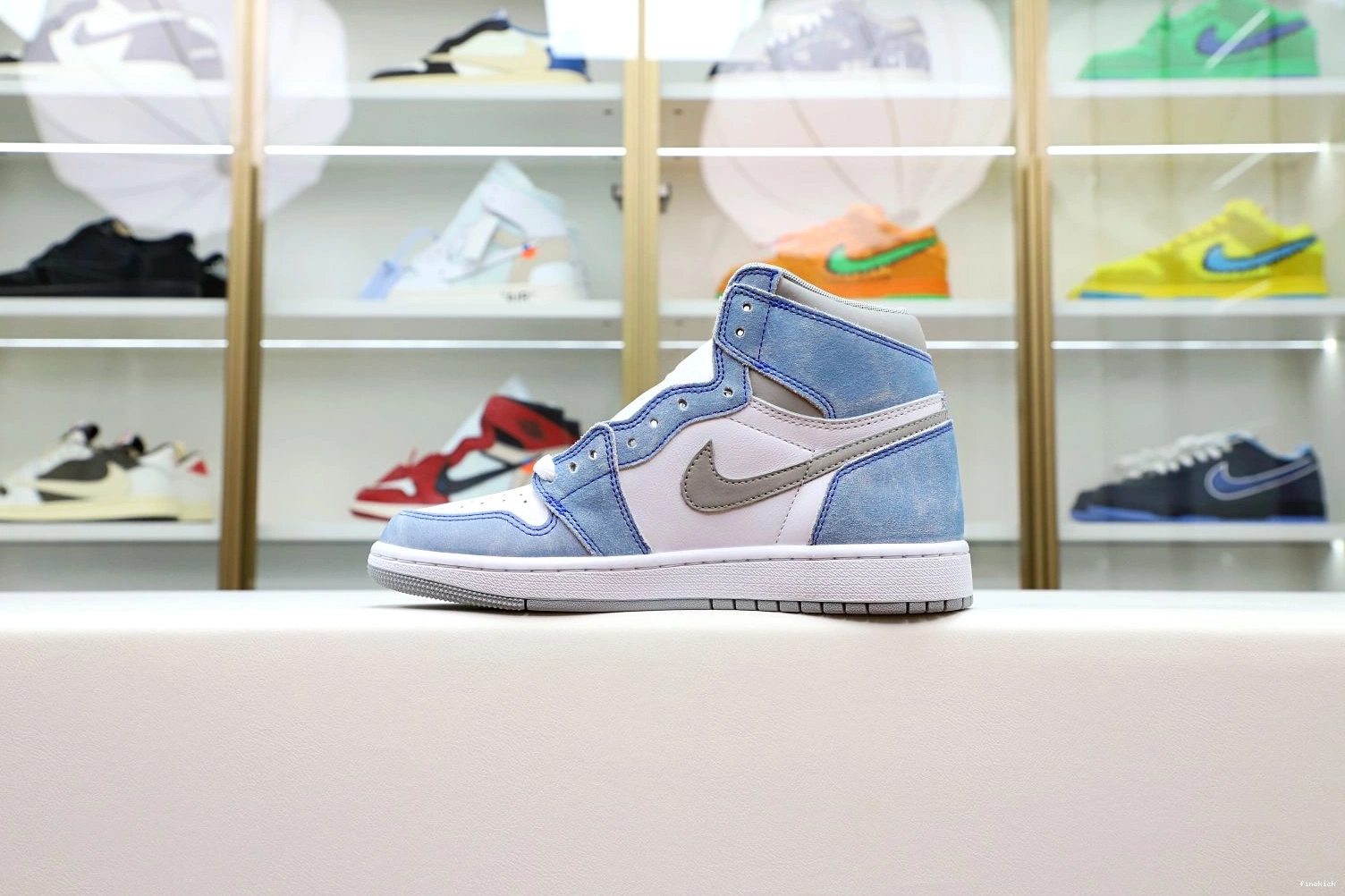 JORDAN RETRO ROYAL' 1 'HYPER AIR HIGH OG 0213